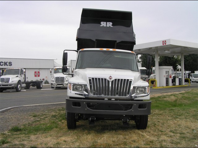 2014 INTERNATIONAL TERRASTAR 4X4 