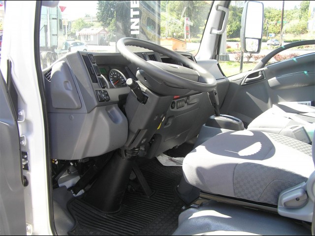 2014 ISUZU NPR HD 
