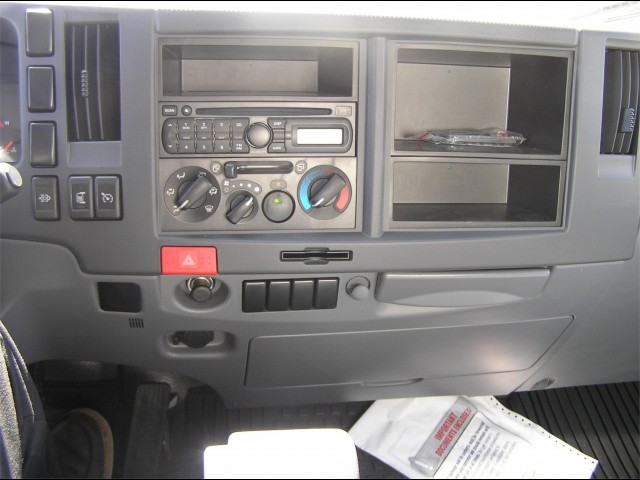 2014 ISUZU NPR HD 